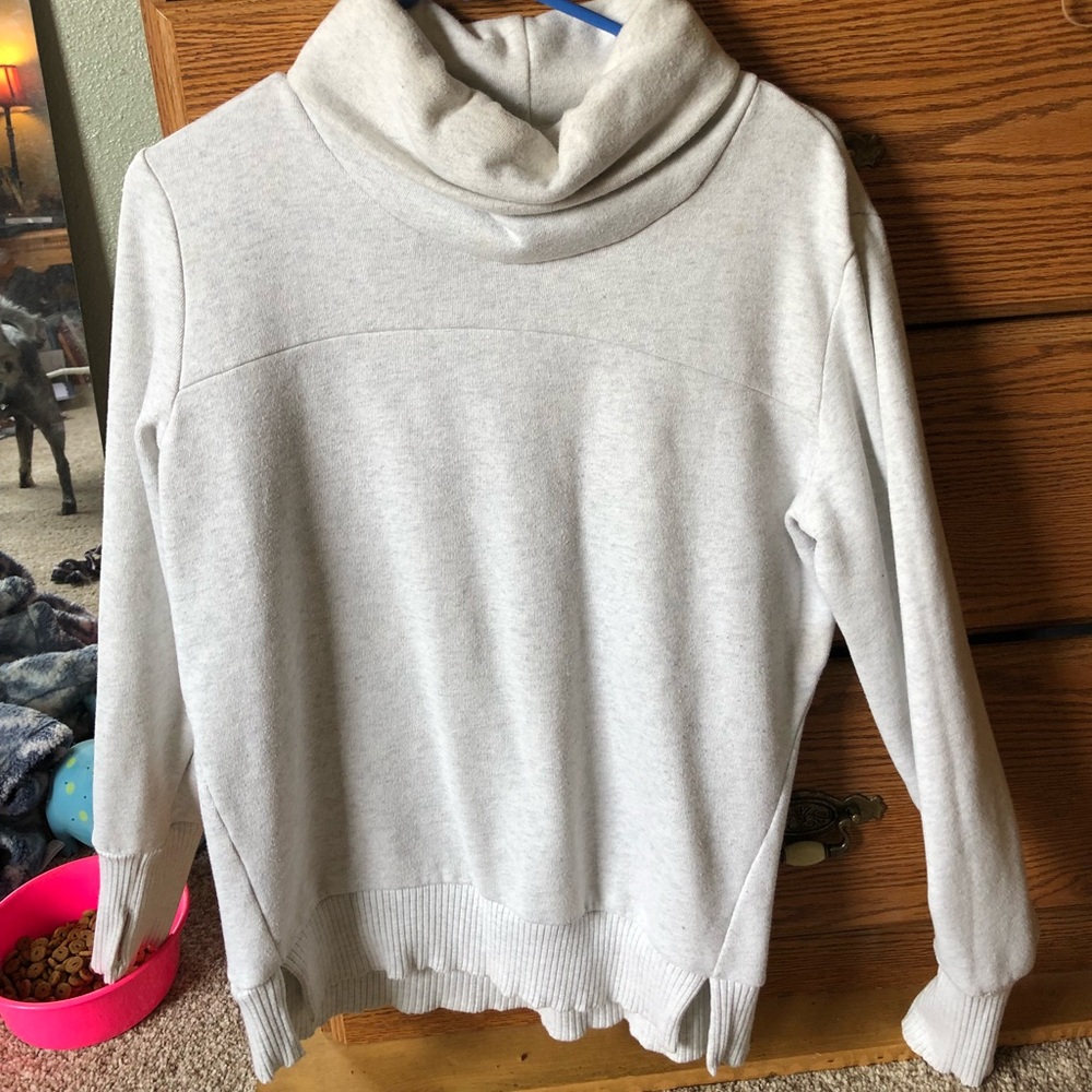 Alo Sweater